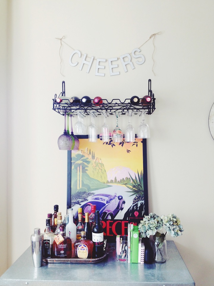 diy cheers, bar decor, bar decorations, DIY bar