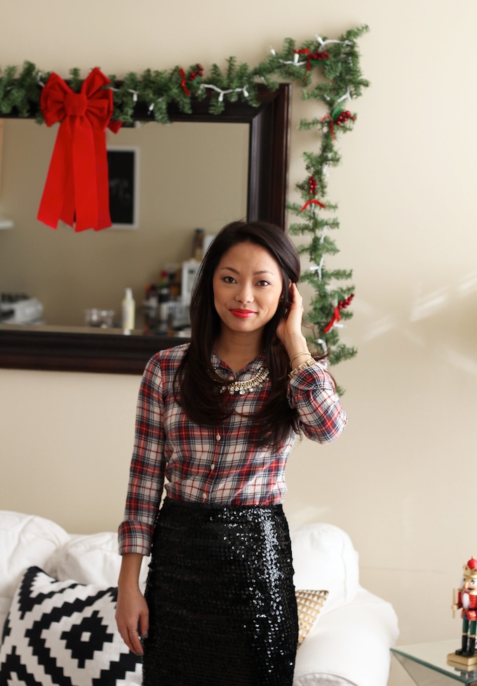 sequin skirt, holiday style, christmas look, tartan