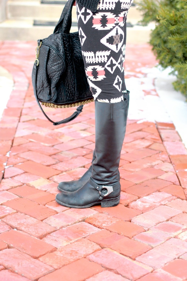 aztec leggings, white plum, printed leggings