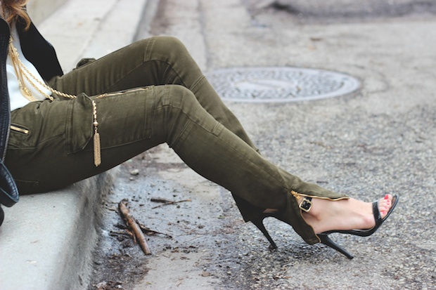 cargo jeans, ankle zip skinny jeans, green cargo pants, tassel necklace, leather vest