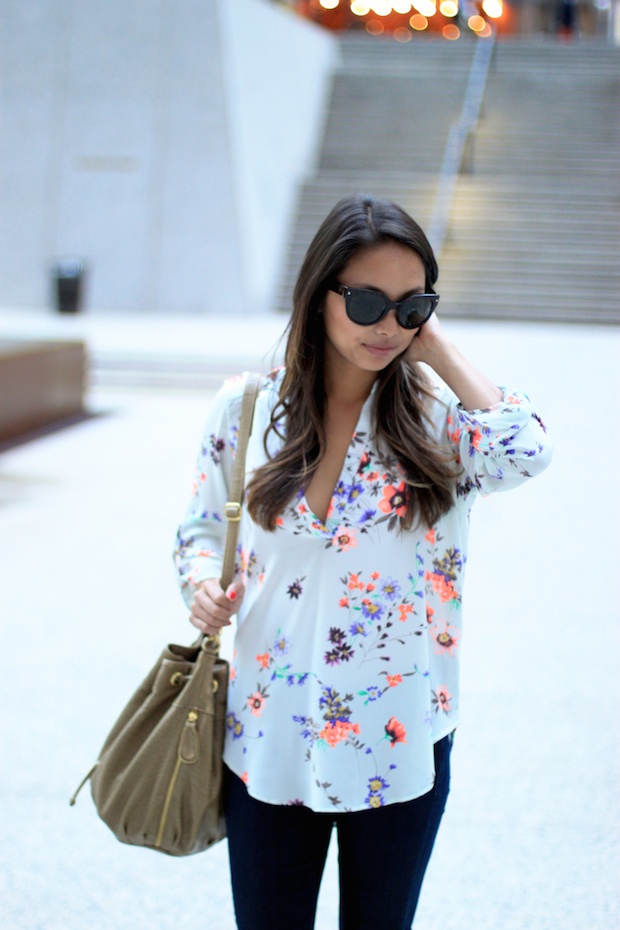 nastygal spring blouse, floral blouse, prada cat eye sunglasses, bucket bag, dolce vita niro sandals