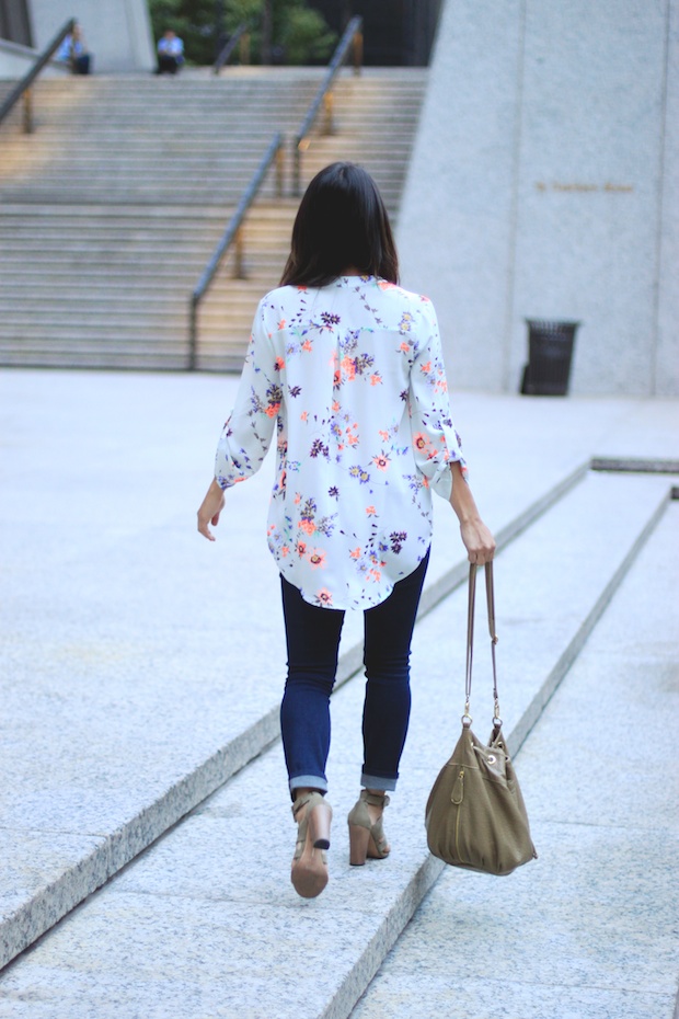 nastygal spring blouse, floral blouse, prada cat eye sunglasses, bucket bag, dolce vita niro sandals