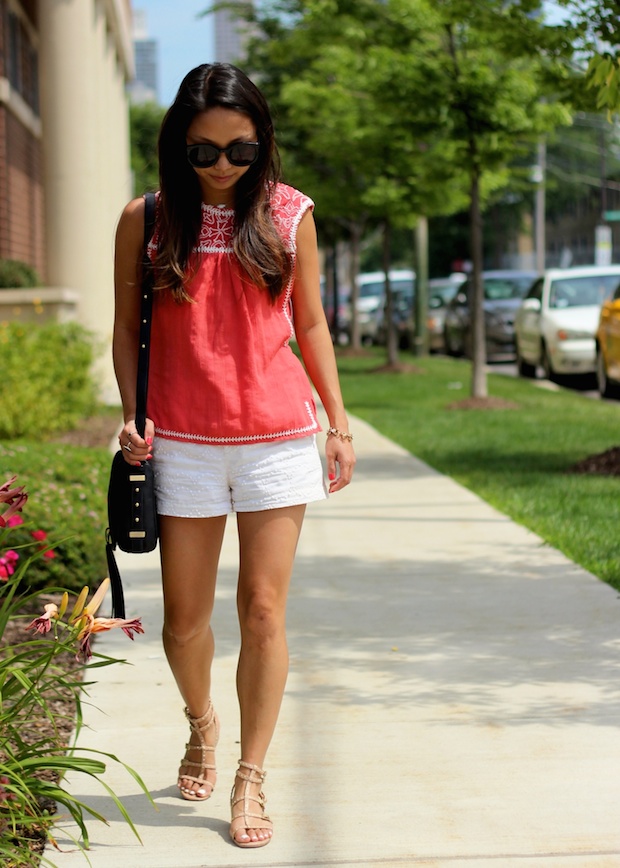 dolce vita sedona embroidered top, white embroidered shorts, kendra scott skylen ring, kendra scott skylie necklace