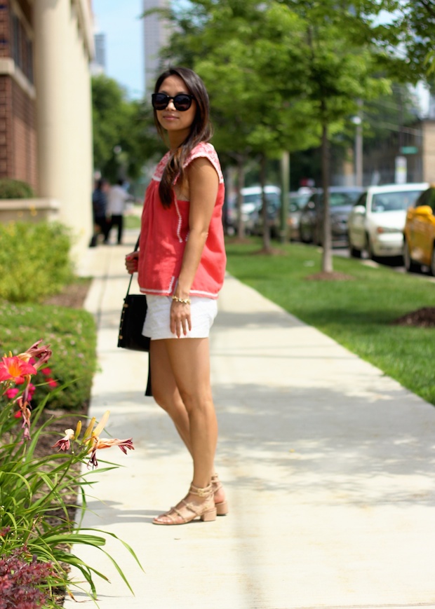 dolce vita sedona embroidered top, white embroidered shorts, kendra scott skylen ring, kendra scott skylie necklace