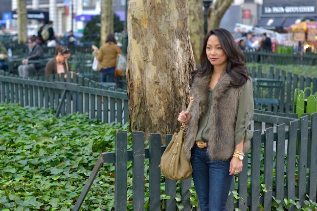 faux fur vest, vince camuto sultra booties, fall style, petite bloggers