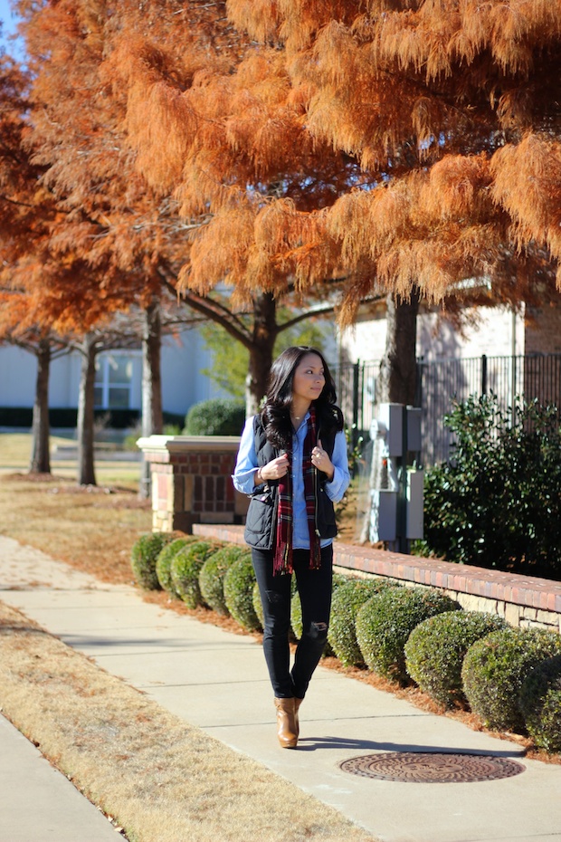 jcrew style, plaid scarf, jcrew quilted vest, chambray shirt, holiday style, casual fall style