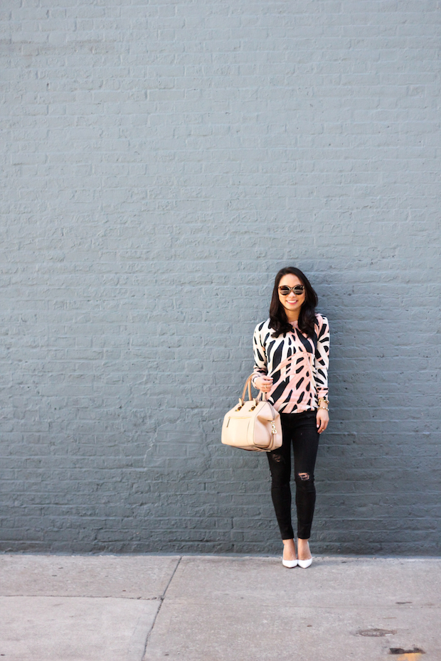 black ripped jeans, proenza schouler, illesteva sunglasses, white pumps, gianvito rossi, the view from 5 ft. 2, christine petric