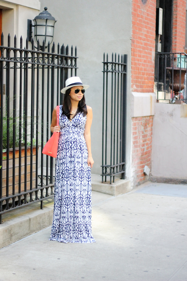 tart maxi dress, gigi new york, mini taylor tote, salmon taylor tote, summer style, christine petric, the view from 5 ft. 2