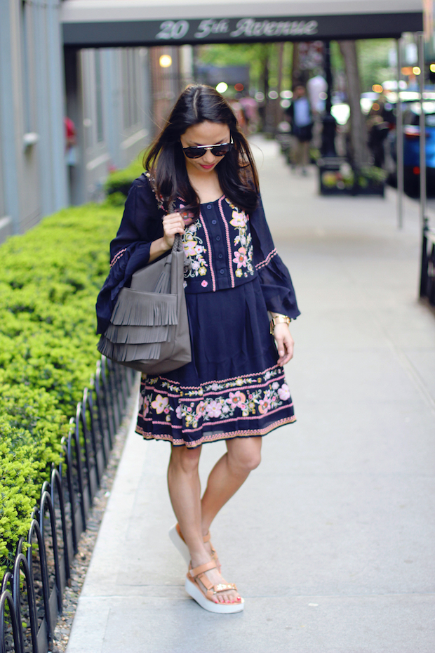 french connection dress, teva sandals, danielle nicole handbags, shop ditto, the view from 5 ft. 2