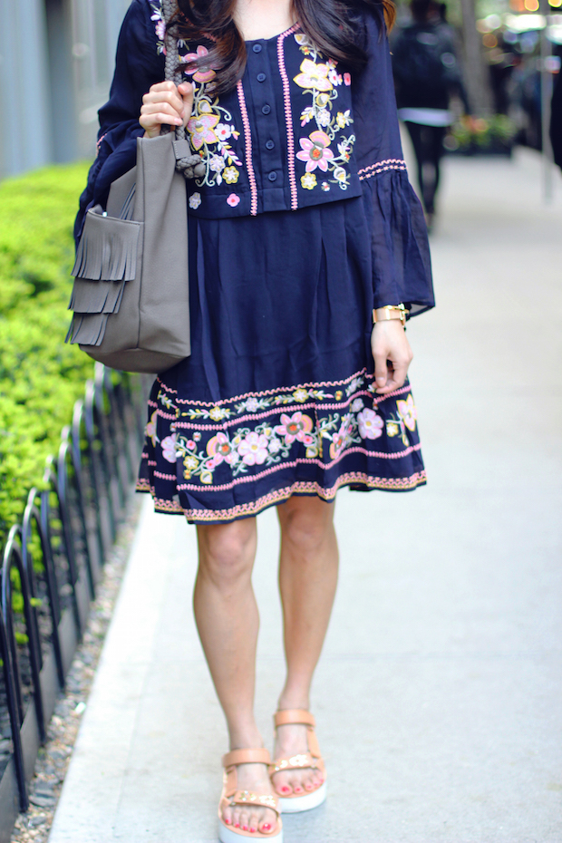 french connection dress, teva sandals, danielle nicole handbags, shop ditto, the view from 5 ft. 2