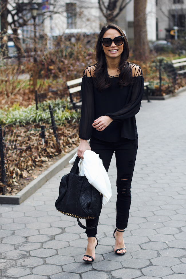 express petites, black ripped skinny jeans, boyfriend blazer, petites, the view from 5 ft. 2