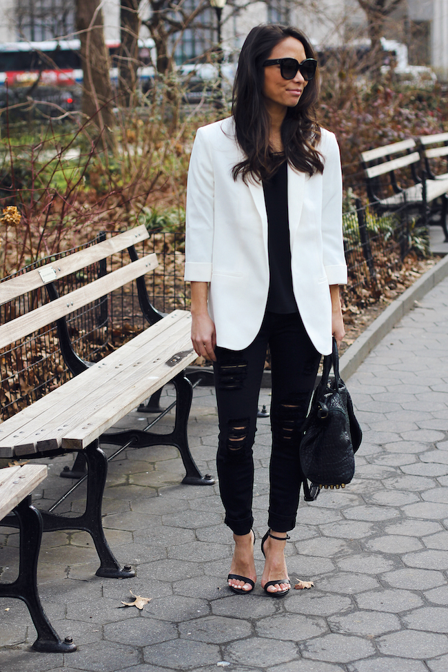 express petites, black ripped skinny jeans, boyfriend blazer, petites, the view from 5 ft. 2