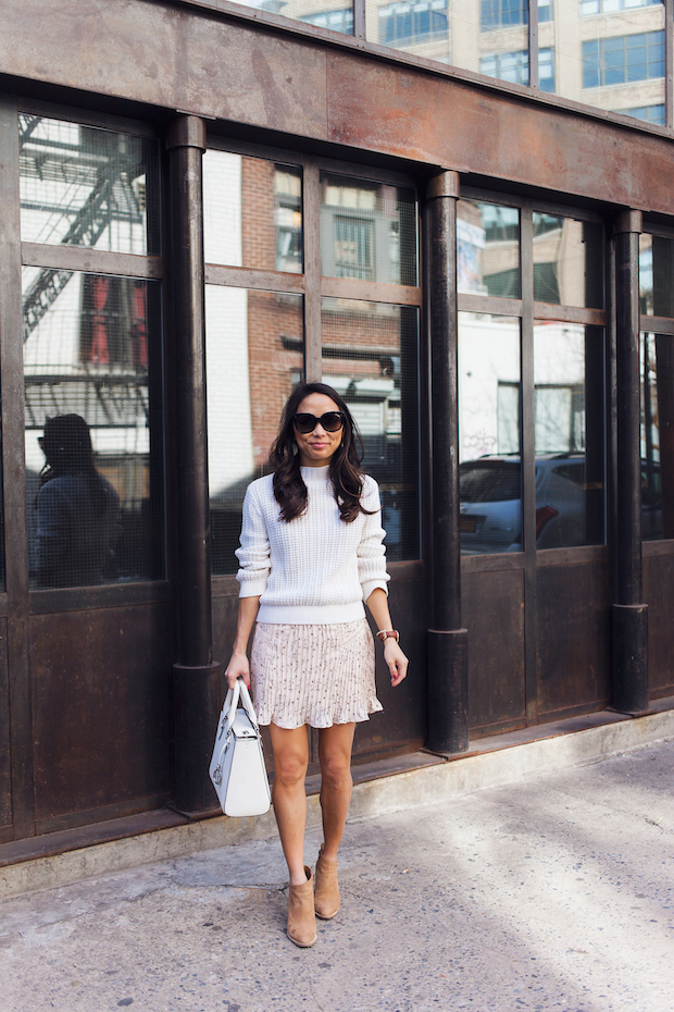 floral skirt, transitional outfits, spring skirt, christine petric, the view from 5 ft. 2