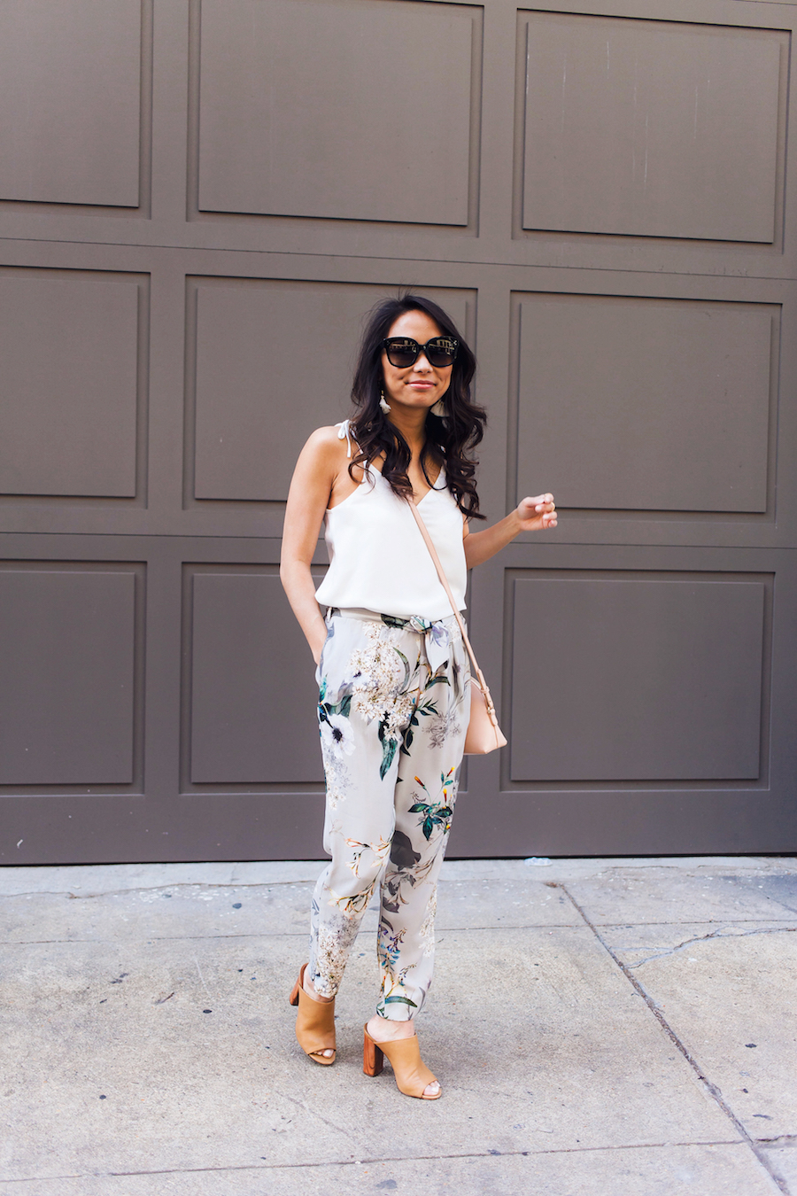 river island petites, petite pants, floral pants, mules, spring outfit ideas, the view from 5 ft. 2