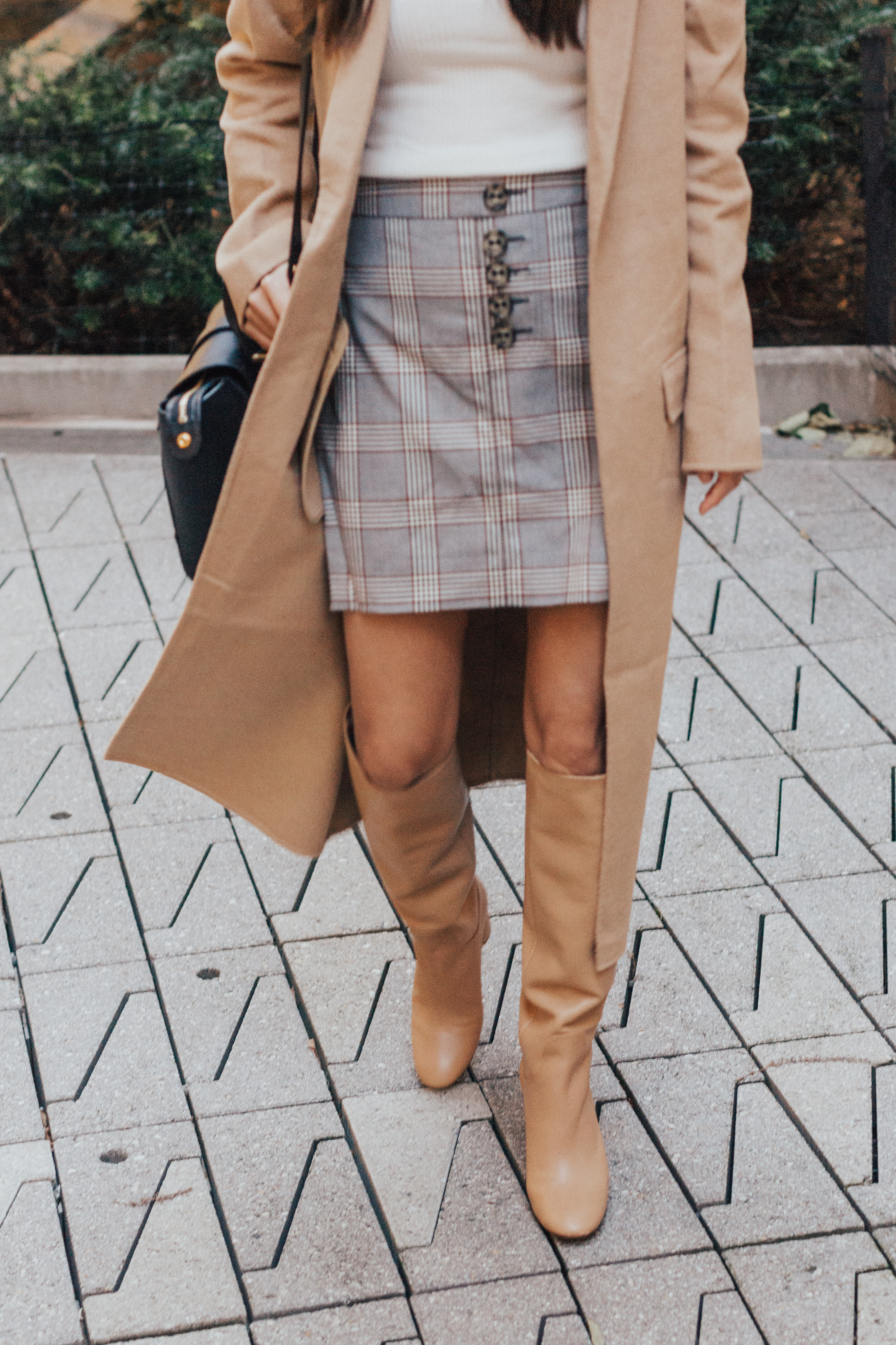 express, express holiday style, plaid skirt, camel coat, winter style